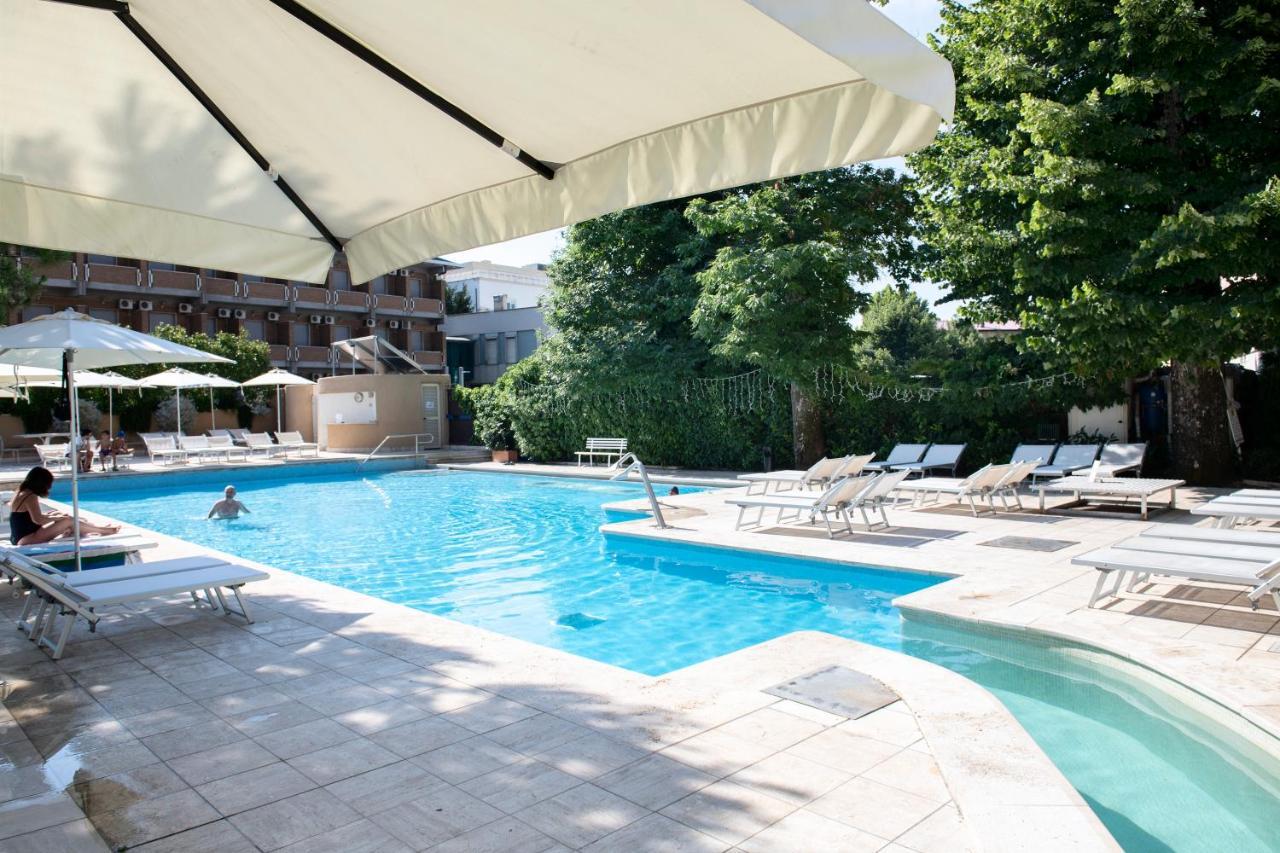 Silva Hotel Splendid Fiuggi Exterior foto